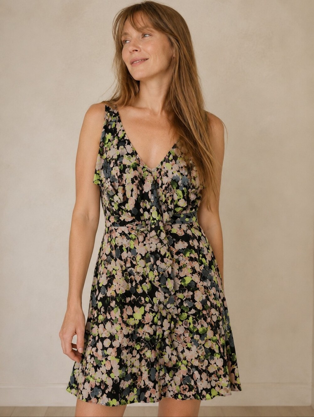 BCBGMAXAZRIA Floral Ruffle V-Neck Fit & Flare Dress Size 0